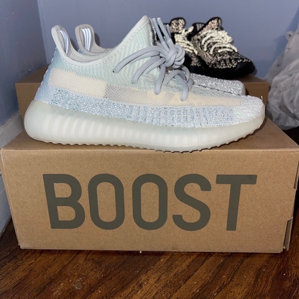 Yeezy Boost 350 V2 “Cloud White” (Reflective)